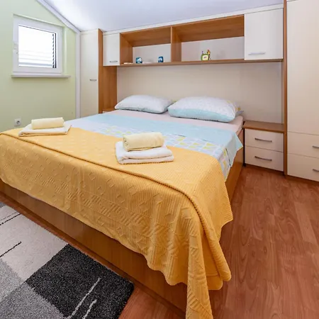 Apartment Lille By Interhome Trogir