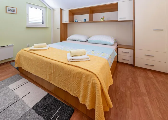 Daire Lille By Interhome Trogir